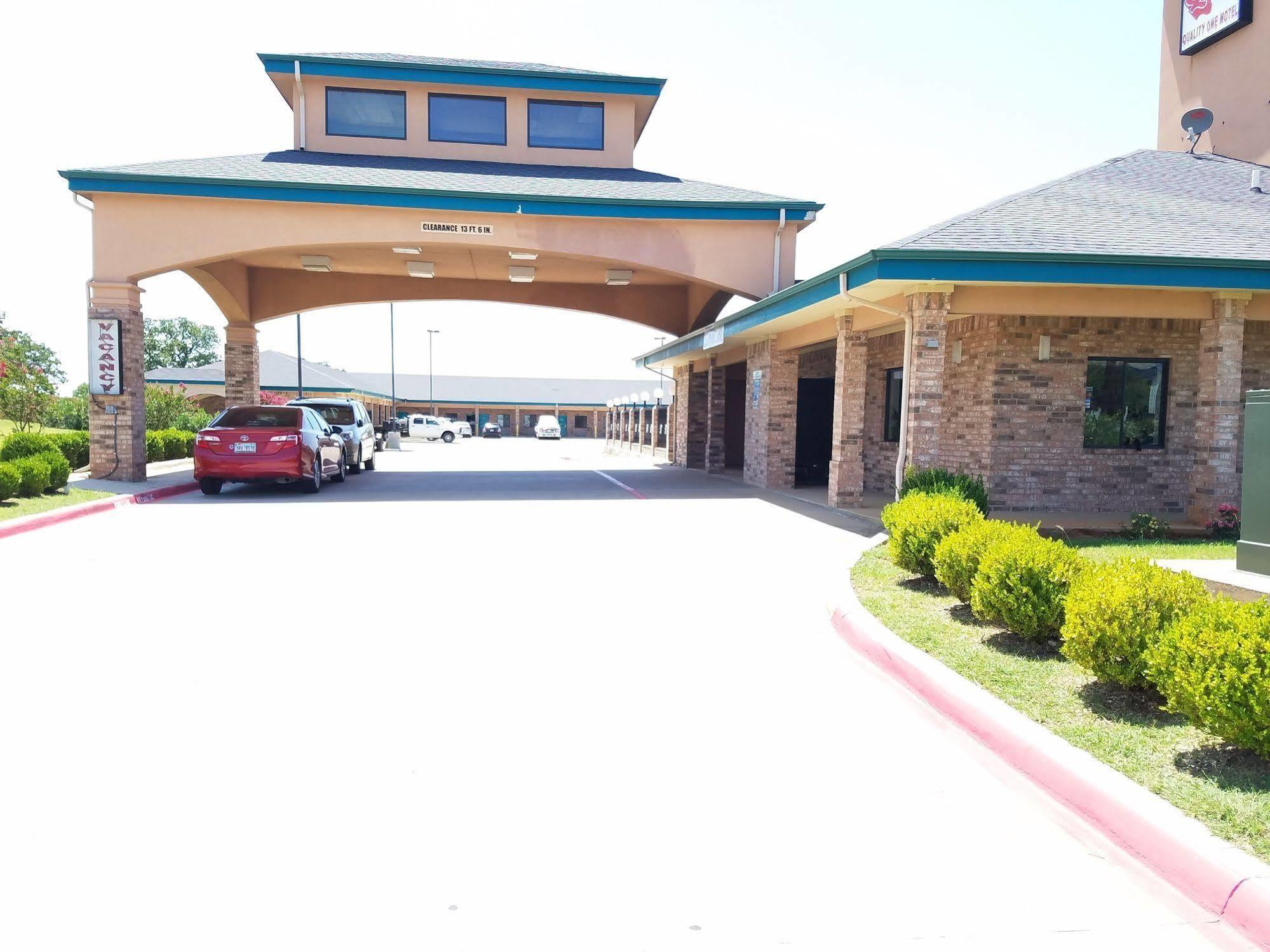 Quality One Motel Weatherford Exterior foto